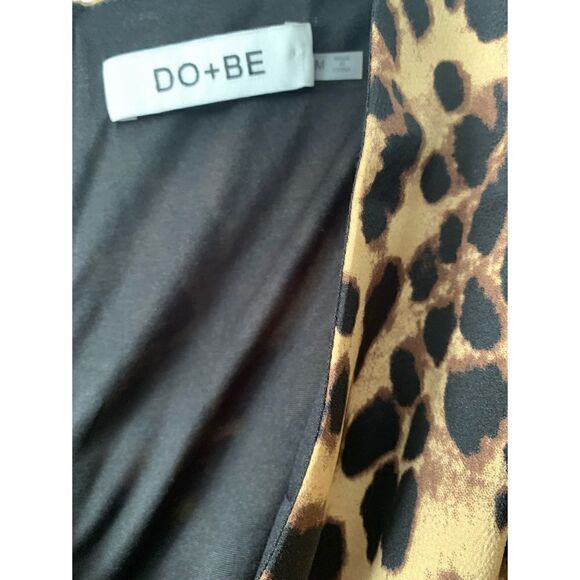 DO+BE Animal Print Wrap Mini Dress LIKE NEW - Picture 5 of 6